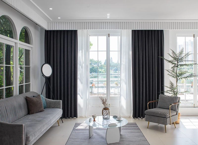 Oddiy qattiq cho'tkasi parda mato